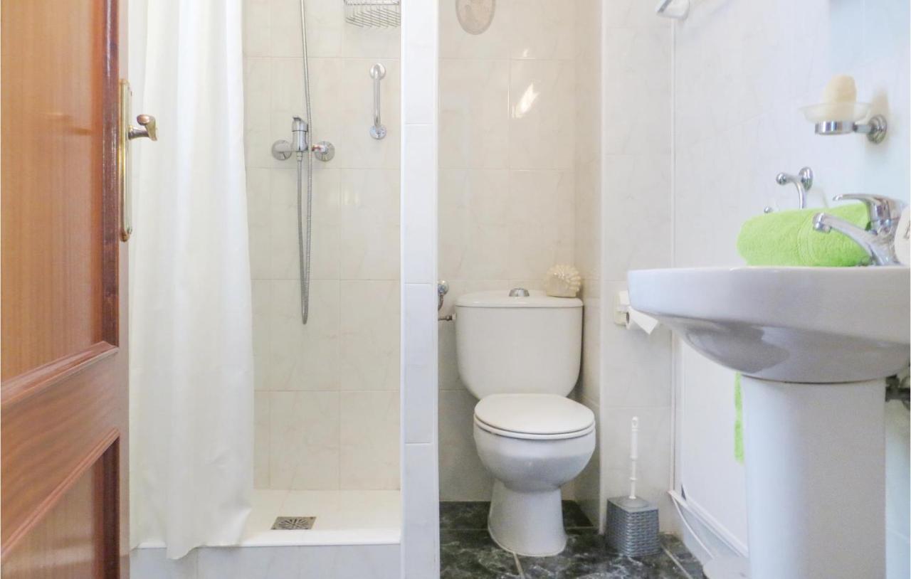 2 Bedroom Stunning Apartment In ตอร์เรเวียคา ภายนอก รูปภาพ